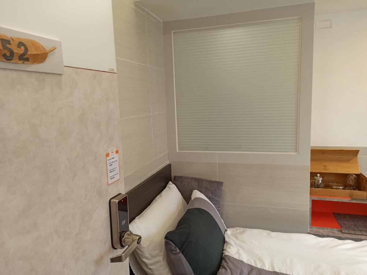 Tsim Sha Tsui Hotel Kowloon  Exterior photo